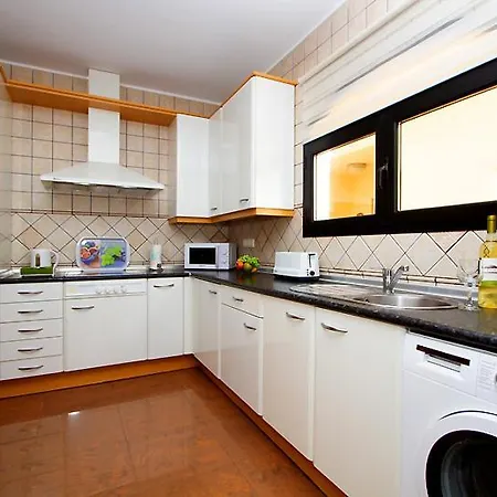 Riviera Park 2b - 2 Bed/2 Bath - Grd Floor - Air-con - Uk/irish Tv - Wifi Apartment *